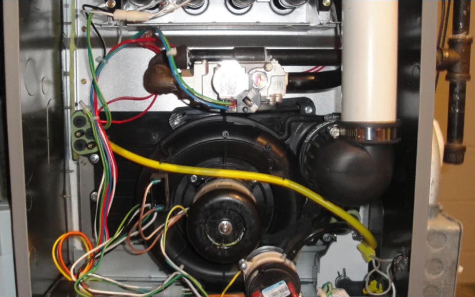 LCL89%YLU88W`Z`JMG5_H