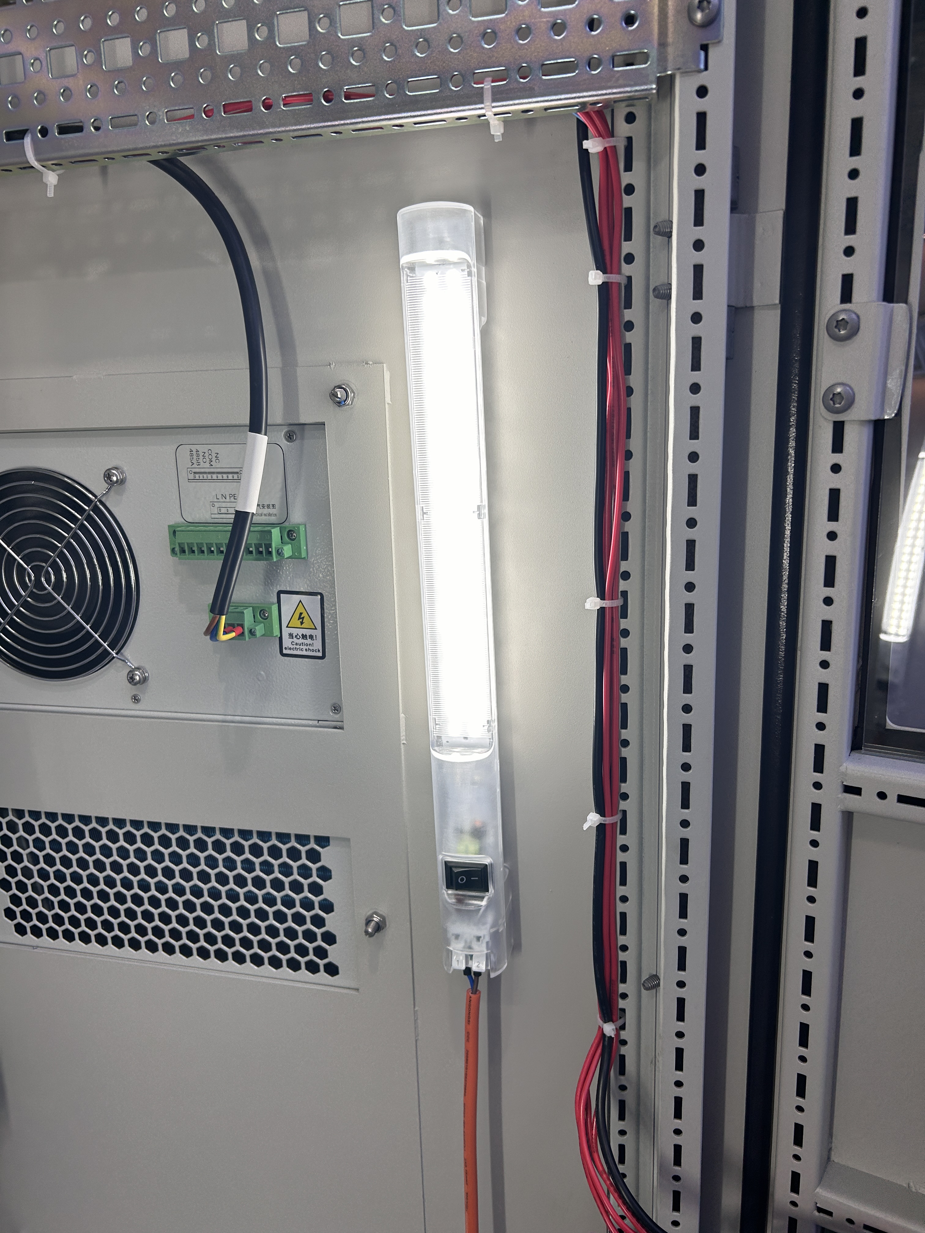 46907B100CC367B49DEC3AAEC7142DF3